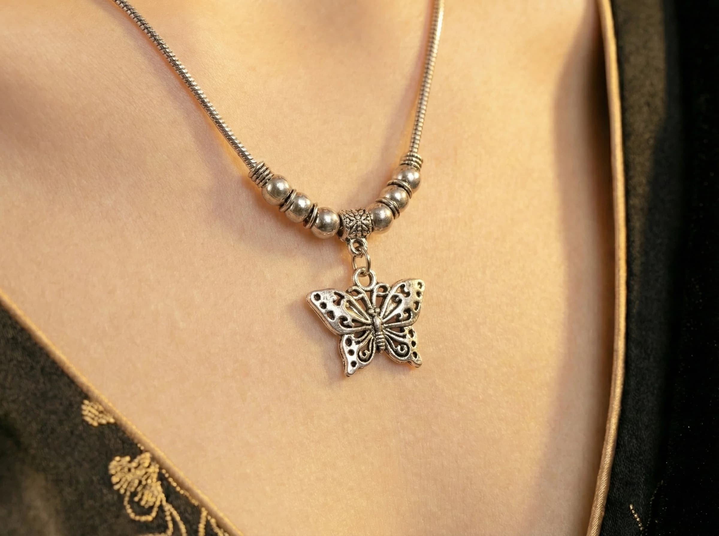 Oxidized Silver Butterfly Necklace packshot