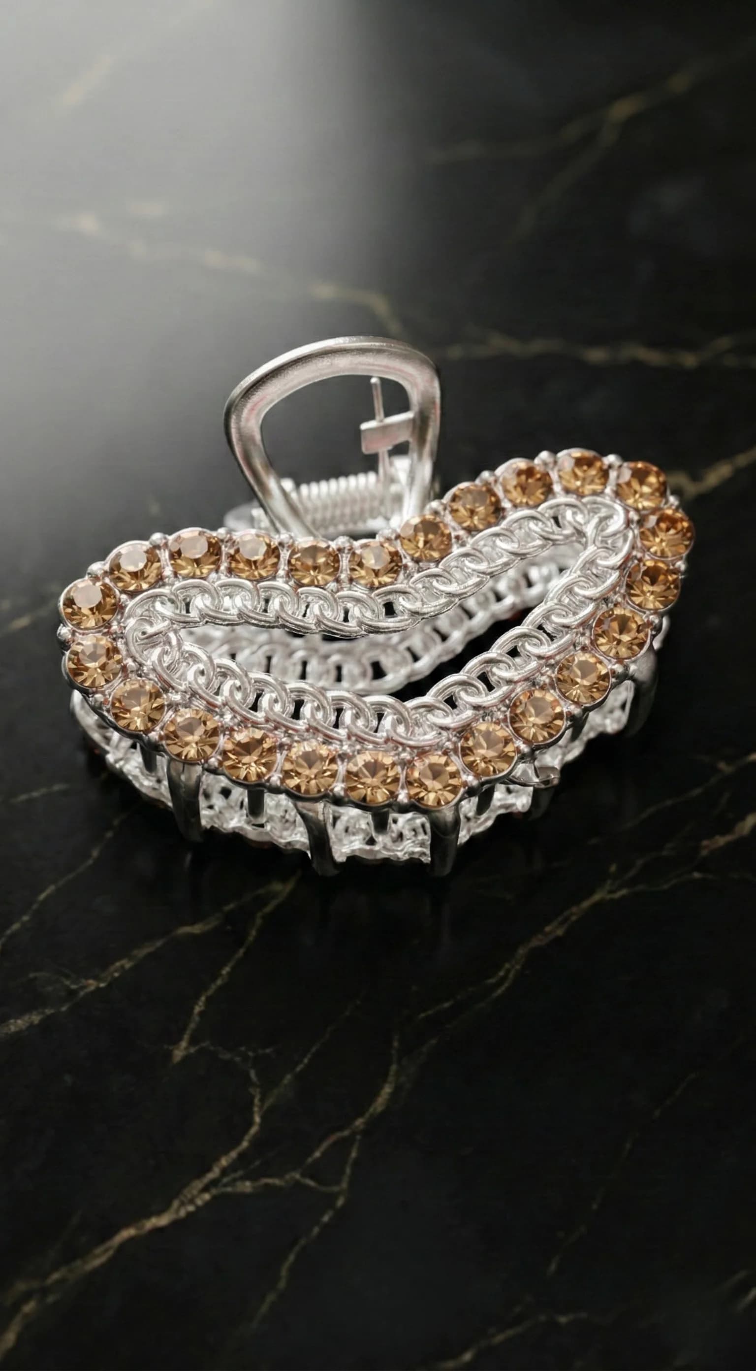 Crystal Heart Chain Claw Clip image