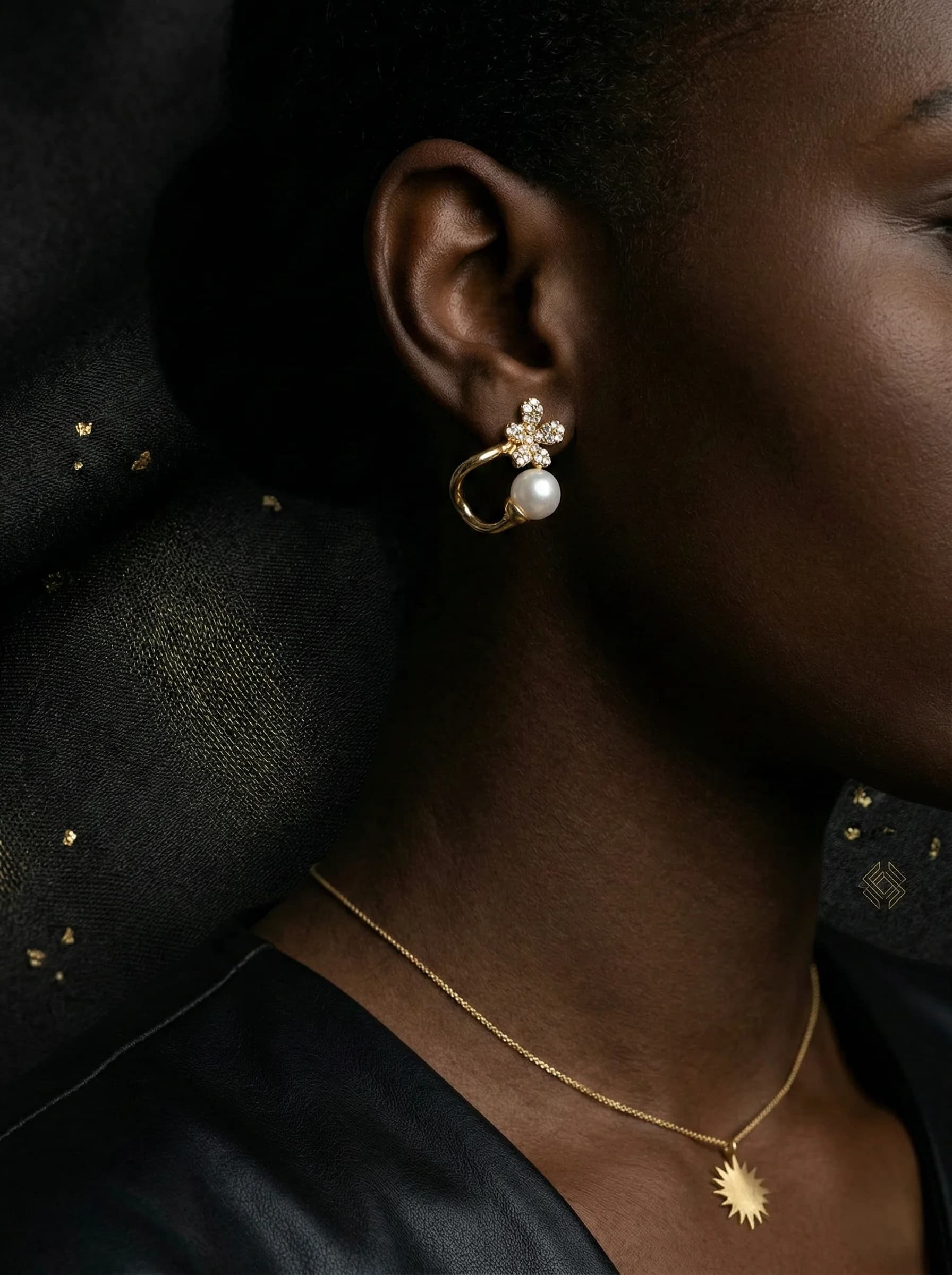 The Gilded Flora Pearl Cuff packshot