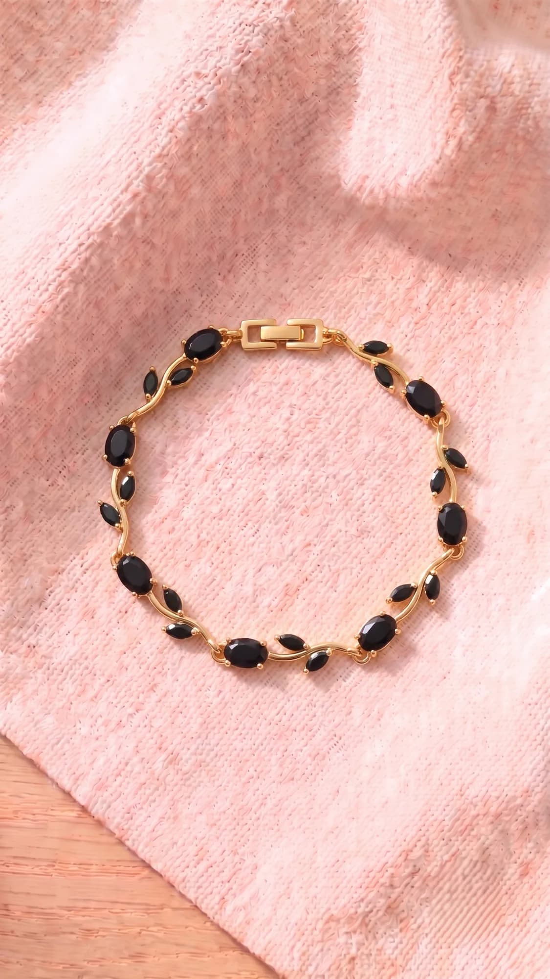Tulip Vine Crystal Bracelet image