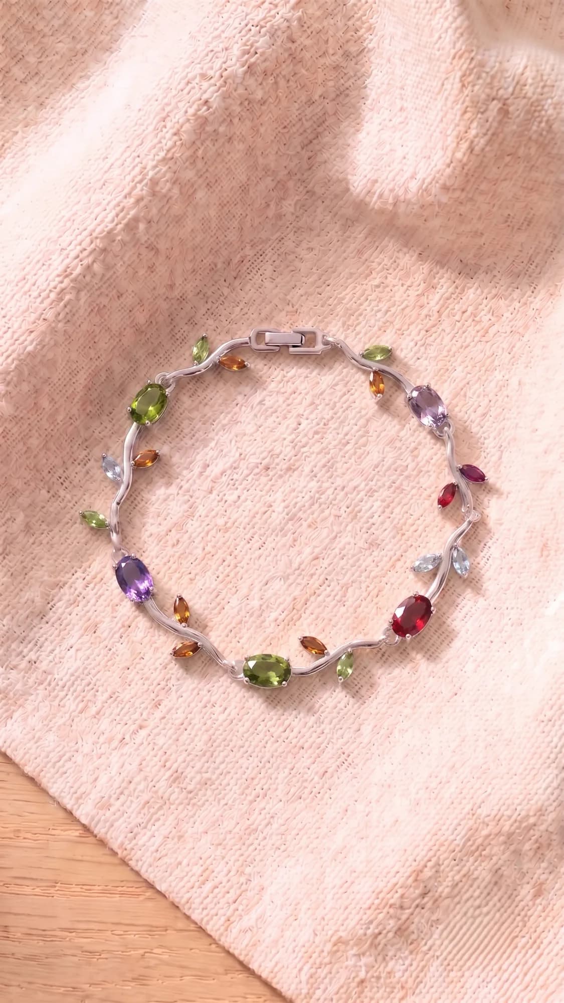 Tulip Vine Crystal Bracelet image
