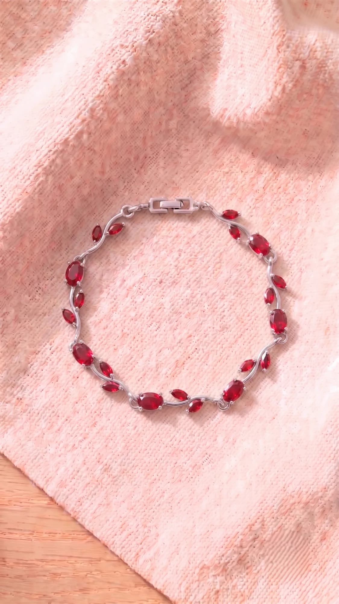 Tulip Vine Crystal Bracelet image